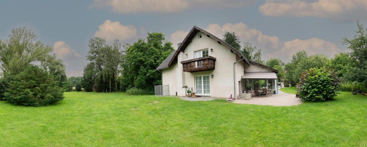 Logement De Blauwe Reiger Voeren Ngoại thất bức ảnh